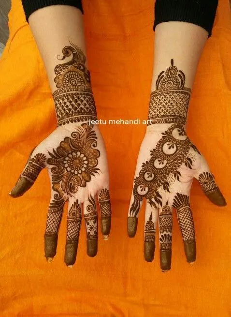 photo of Bridesmaid Arabic Mehndi Design