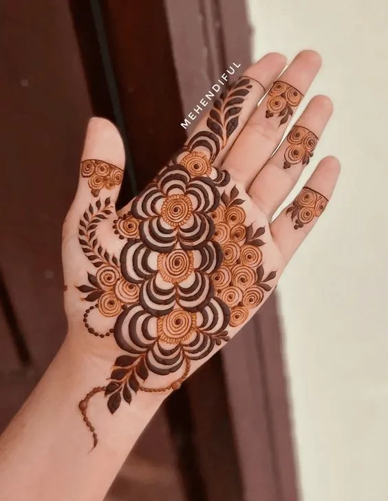 photo of Blooming Arabic Mehndi Design