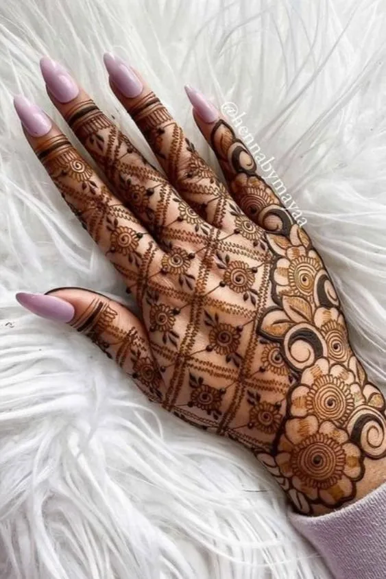 photo of Floral Mesh Arabic Mehndi