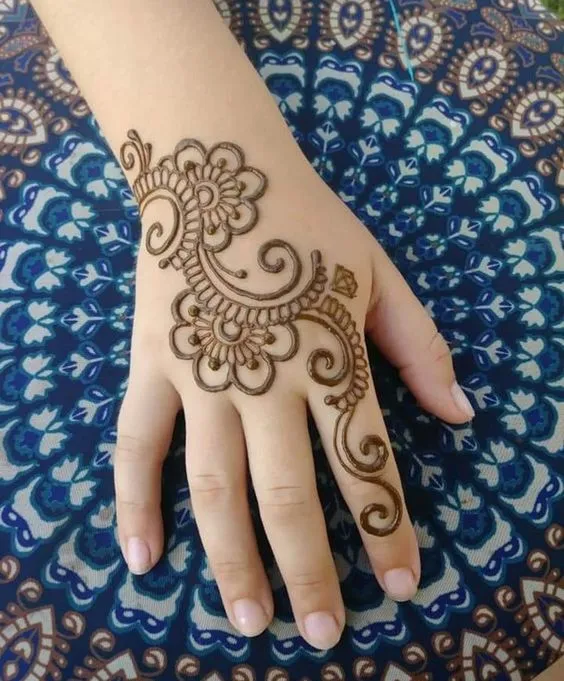 photo of Cute Arabic Flower Bel Design