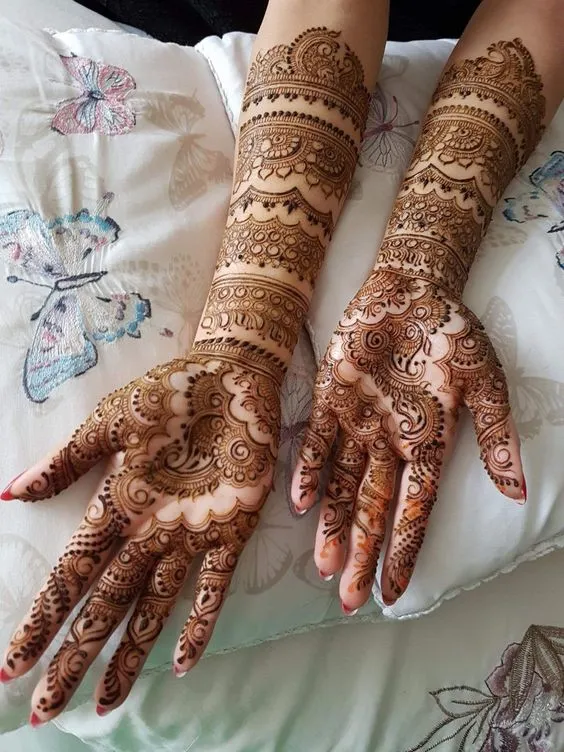 photo of Intricate Arabic Henna Design For Brides-To-Be