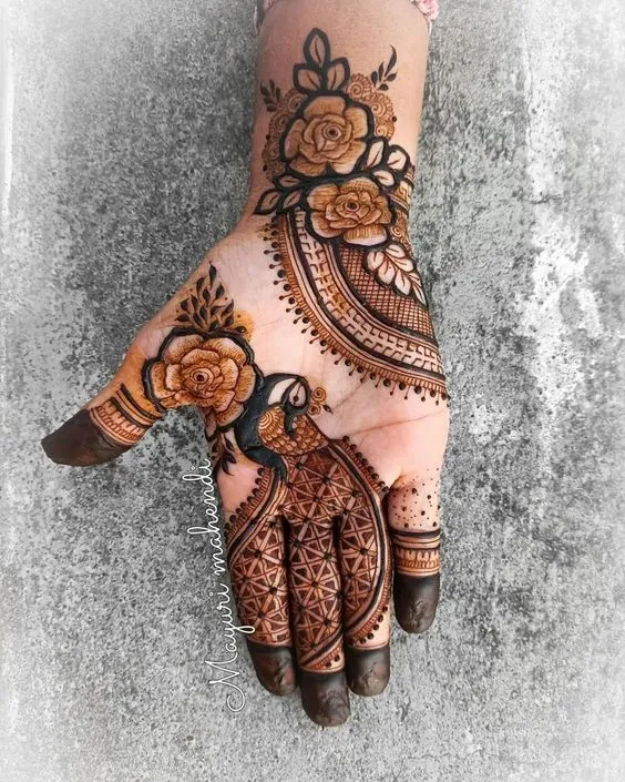 photo of A Peacock-Inspired Mehndi Design