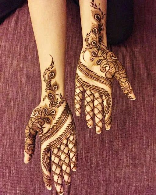 photo of Minimal Engagement Mehndi Design