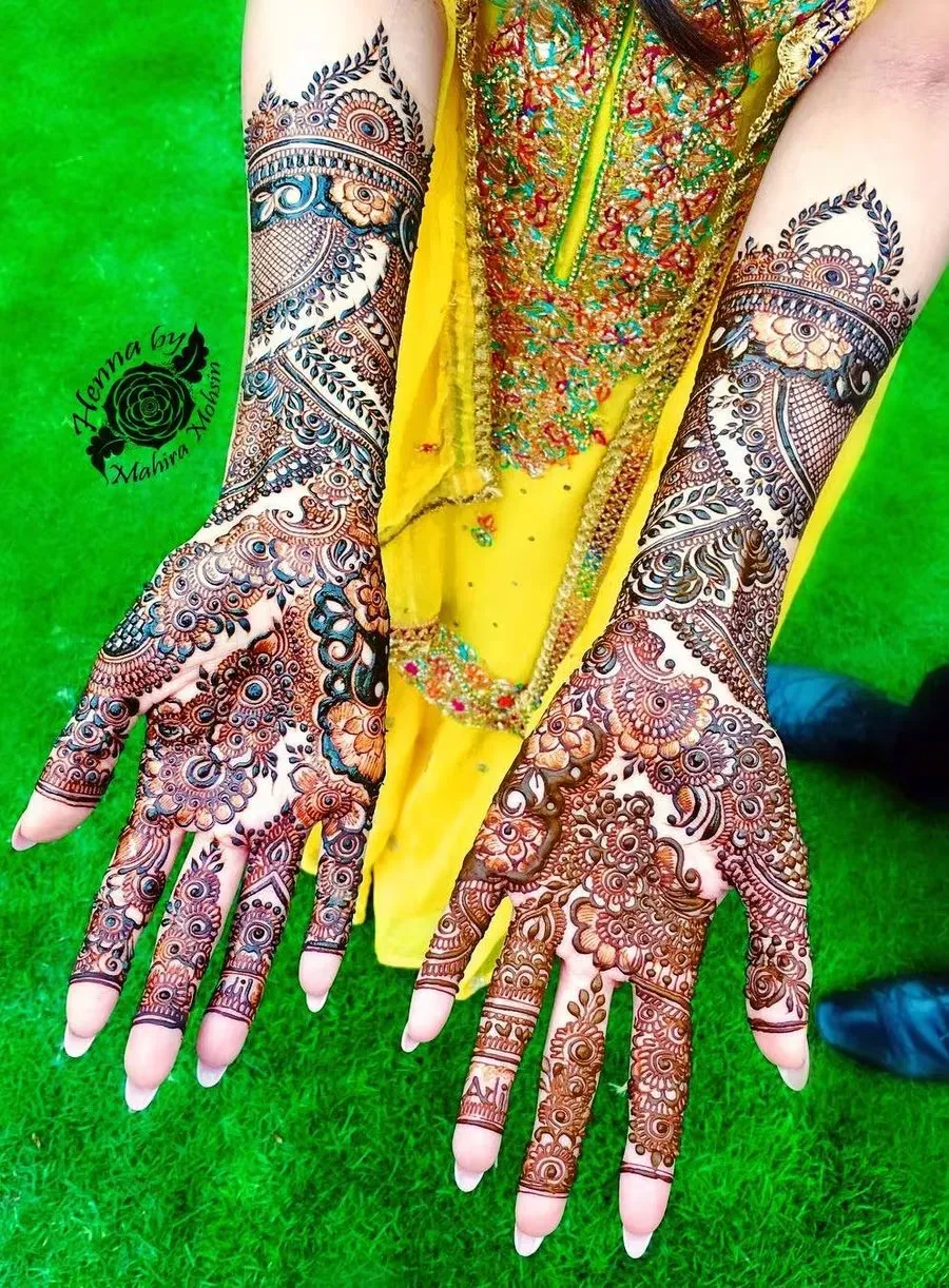Floral Bouquet Henna Art Photo of Floral Bouquet Henna Art