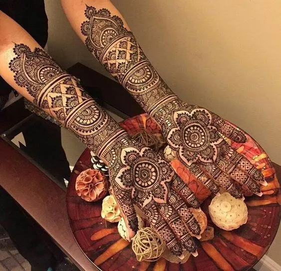Traditional Rajasthani Bridal Mehndi Design Photo of Traditional Rajasthani Bridal Mehndi Design