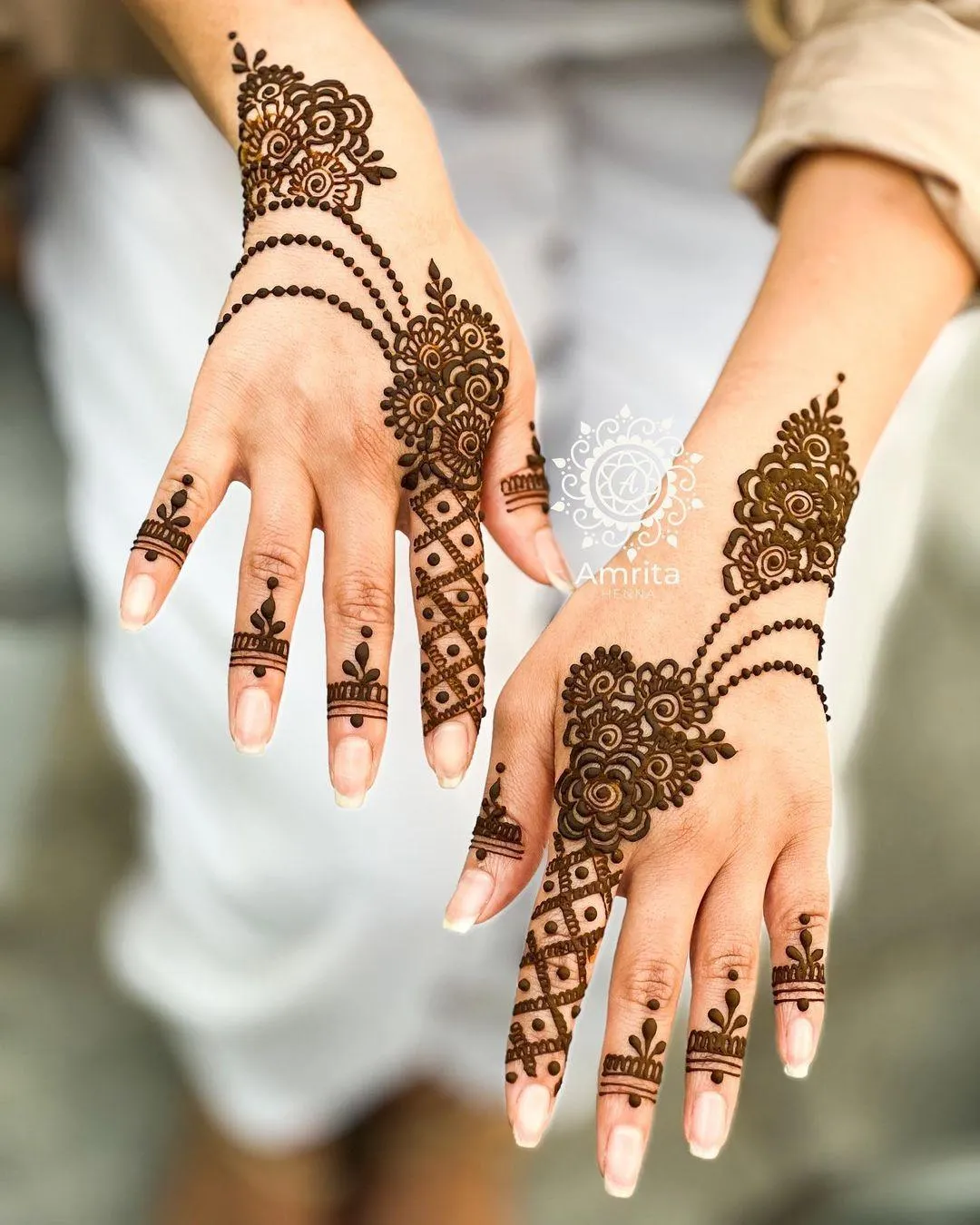 Henna Jewel Mehndi For The Stylish Bride Photo of Henna Jewel Mehndi For The Stylish Bride
