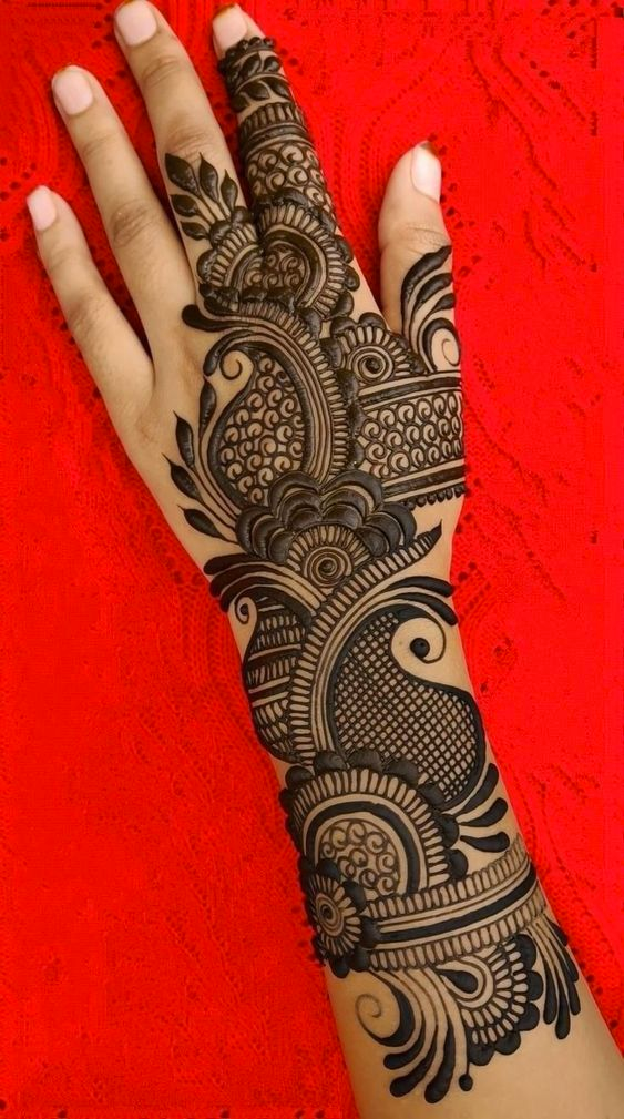 Net Mehndi Patterns for Bridesmaids Photo of Net Mehndi Patterns for Bridesmaids