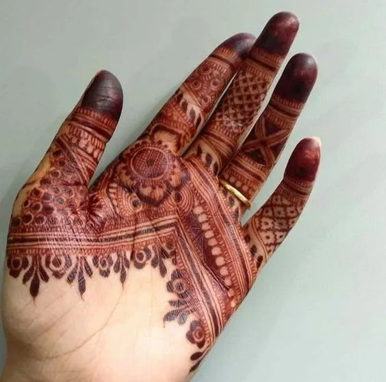 Bridal Finger Mehndi Design Photo of Bridal Finger Mehndi Design