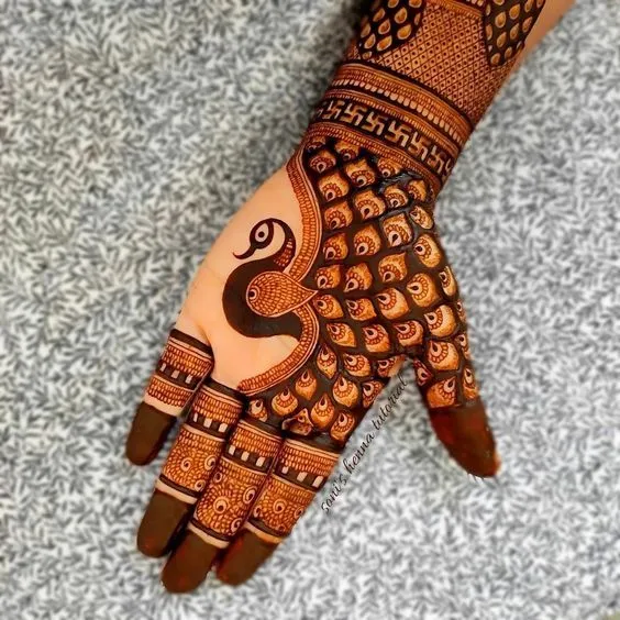 Peacock Motif Mehndi Design photo of Peacock Motif Mehndi Design