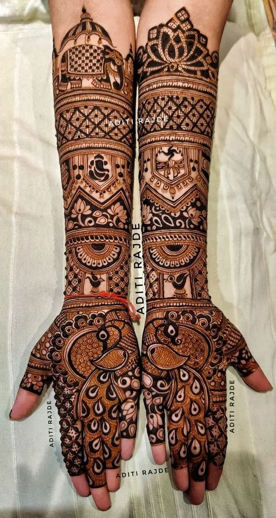 Traditional and Royal Front-Hand Design photo of Traditional and Royal Front-Hand Design
