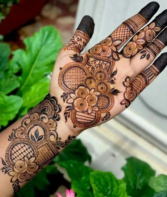 Romantic Floral Mehndi Design photo of Romantic Floral Mehndi Design