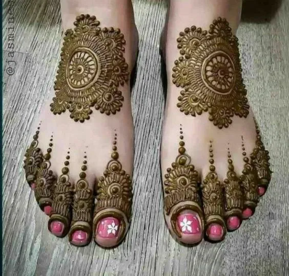 Mandala Flower Mehndi Design Photo of Mandala Flower Mehndi Design