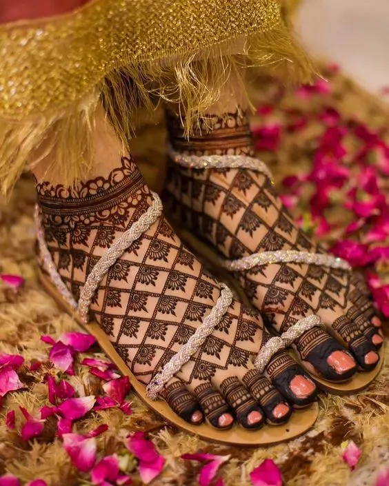 Intricate Bridal Leg Mehndi Design photo of Intricate Bridal Leg Mehndi Design