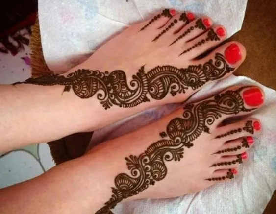 Simple Arabic Mehendi Design Photo of Simple Arabic Mehendi Design