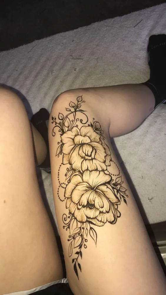 3D Thigh Mehndi Design Photo of 3D Thigh Mehndi Design