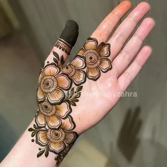 Floral Mehndi Design for the Beginner Photo of Floral Mehndi Design for the Beginner