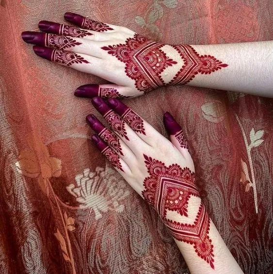 Vintage 60’s Style Mehndi Photo of Vintage 60’s Style Mehndi