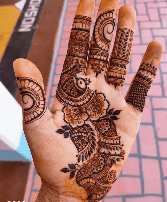 Simple Floral Arabic Mehndi Photo of Simple Floral Arabic Mehndi design