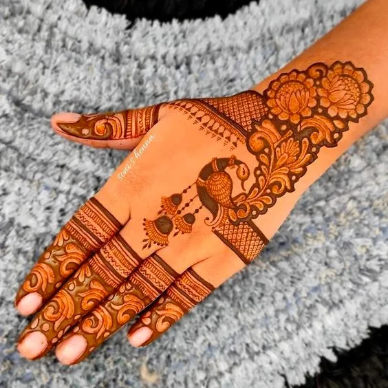 Peacock Mehndi with Lotus Motif Feathers Photo of Peacock Mehndi with Lotus Motif Feathers