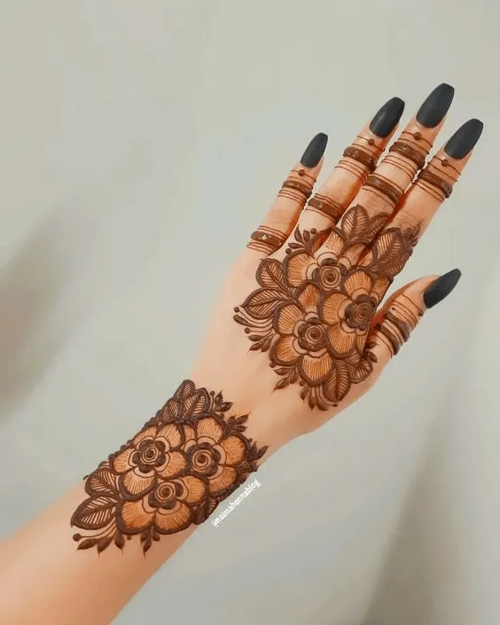 Mehndi designs for the wedding season on left hand Photo of Mehndi designs for the wedding season on left hand