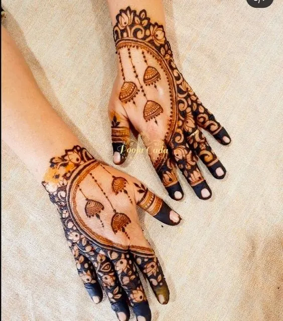 Simple Latkan Jhumka Mehndi Design Photo of Simple Latkan Jhumka Mehndi Design