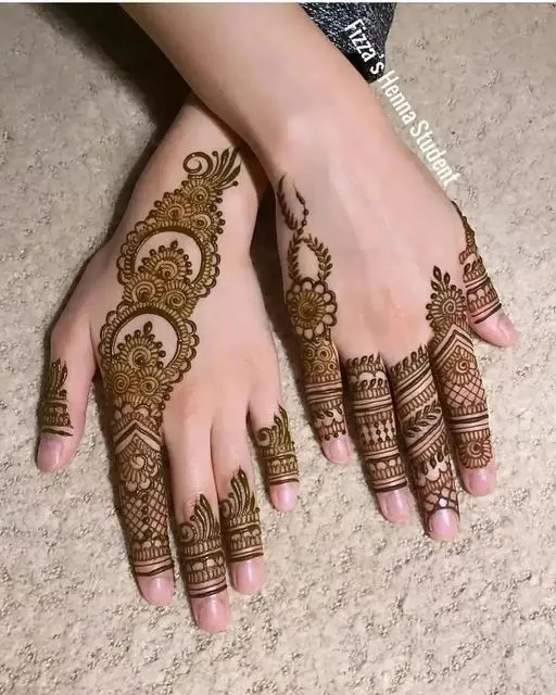 Photo of simple bel mehndi design for your engagement party