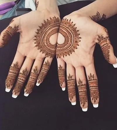 Join hands to make a heart mehndi design Photo of Join hands to make a heart mehndi design